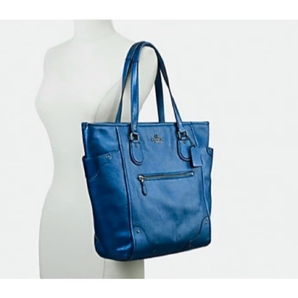 Coach Blue Leather Tote with Structured Design